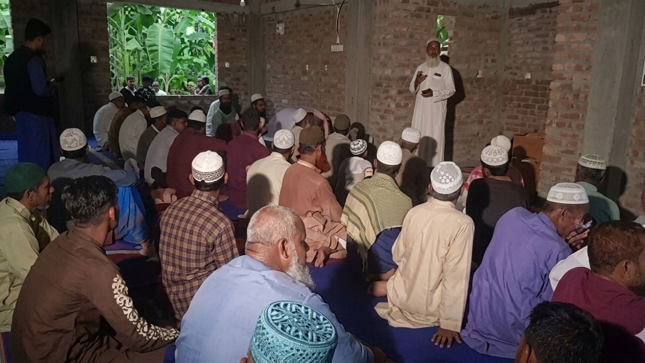 সাতক্ষীরার ২৫ গ্রামে ঈদ উদযাপন