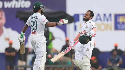 ৩২৯ রানের লিড নিয়ে দিন শেষ করলো বাংলাদেশ