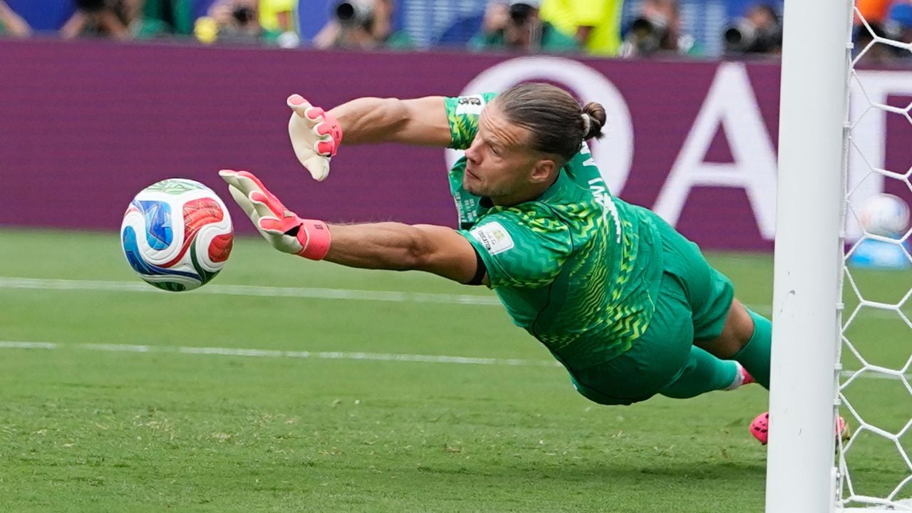 ব্রাজিলকে হারানোর অন্যতম নায়ক নিল্যান্ড