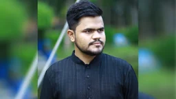 ‘বাবার রাজনৈতিক পরিচয়ের কারণে’ বিসিএসে বাদ পড়ার অভিযোগ ঢাবি শিক্ষার্থীর