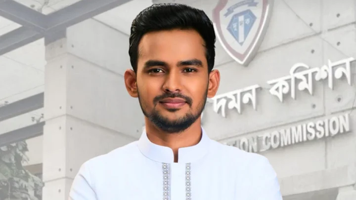আসিফ মাহমুদের দুর্নীতি খুঁজতে মন্ত্রণালয়ে নথি চেয়েছে দুদক