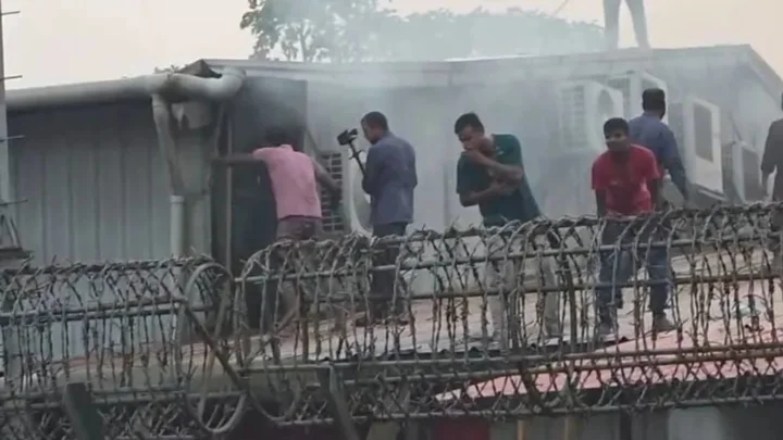 ইবনে সিনা ওষুধ কারখানার আগুন সোয়া ঘণ্টা পর নিয়ন্ত্রণে