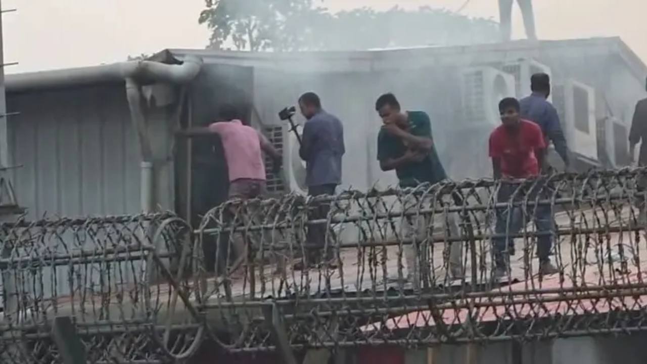 ইবনে সিনা ওষুধ কারখানার আগুন সোয়া ঘণ্টা পর নিয়ন্ত্রণে