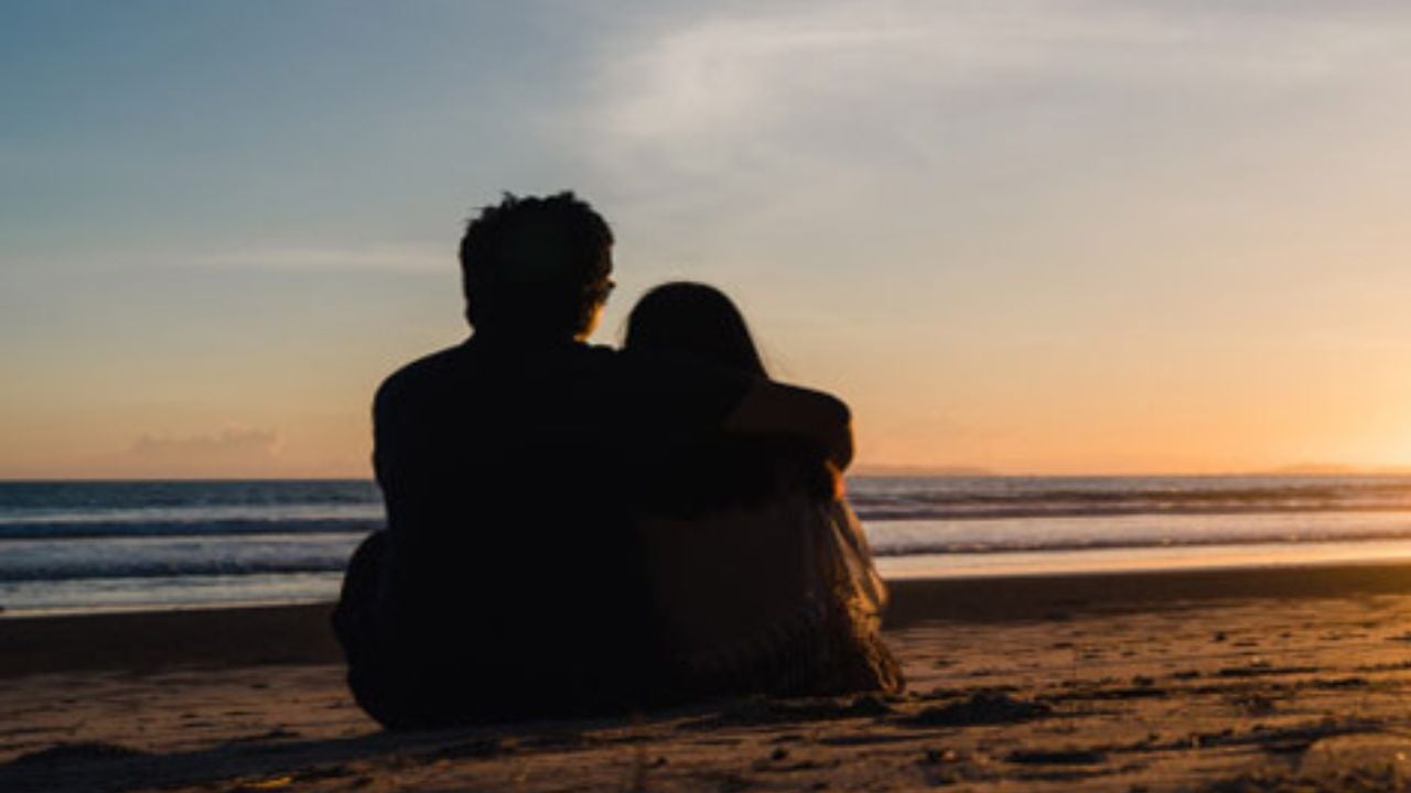 দাম্পত্য জীবনে সুখে থাকার ১১ উপায়