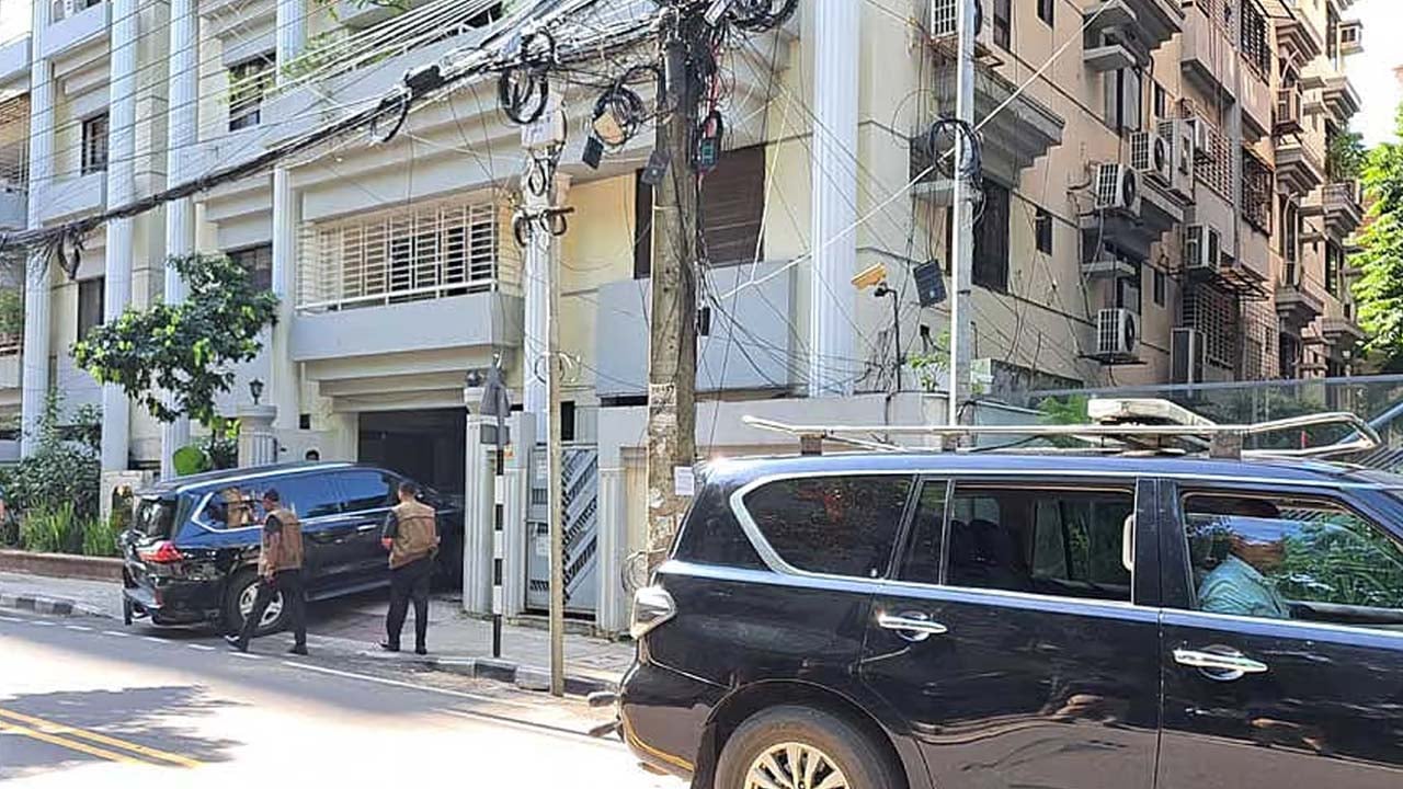 বঙ্গভবন ছেড়ে নিজ বাসায় মো. সাহাবুদ্দিন