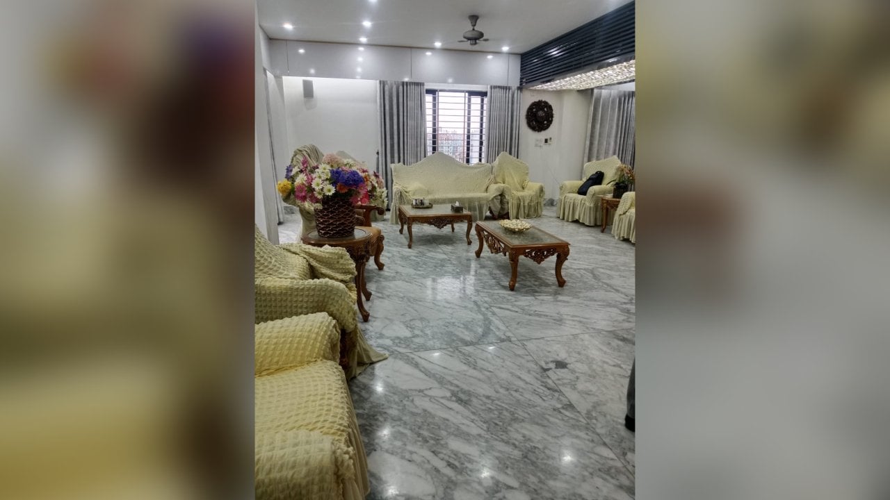 সাবেক সেনা কর্মকর্তা জিয়াউল আহসানের বাড়িতে দুদকের অভিযান ২ (1)