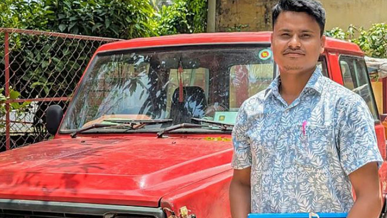 মোশাররফ হোসেন
