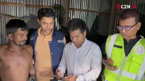 ধানের গোলায় পাওয়া গেল ২ হাজার ১৫০ কেজি সার