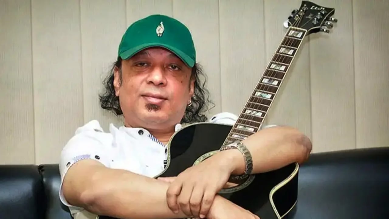 যে স্বপ্ন বুকে নিয়েই বিদায় নেন আইয়ুব বাচ্চু