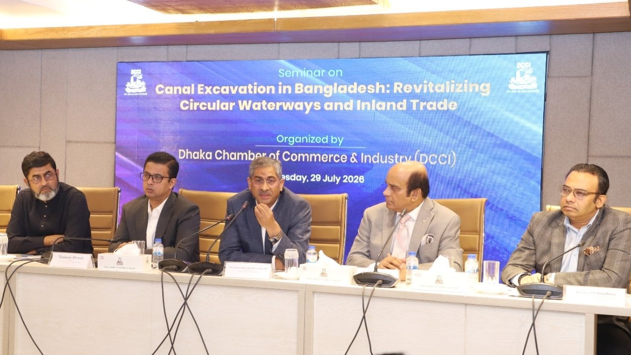 দেশের ৫৫ শতাংশের বেশি নদী-খাল কার্যকারিতা হারিয়েছে: ডিসিসিআই