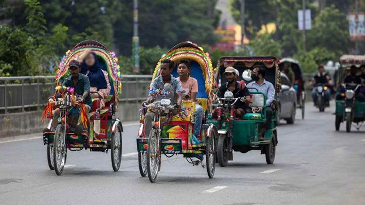 ‘রাজধানীতে লাইসেন্স ছাড়া চলবে না অটোরিকশা’