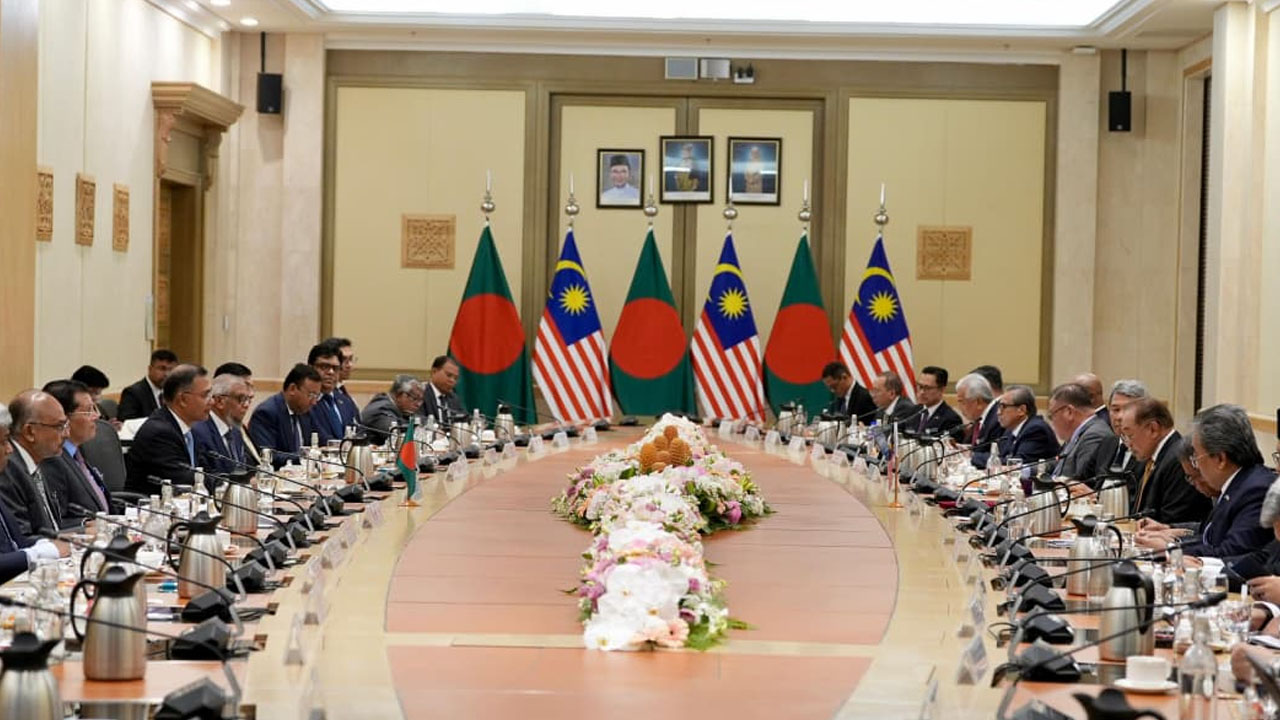 মালয়েশিয়ার শ্রমবাজার পুনরায় চালুর আহ্বান প্রধানমন্ত্রীর 1
