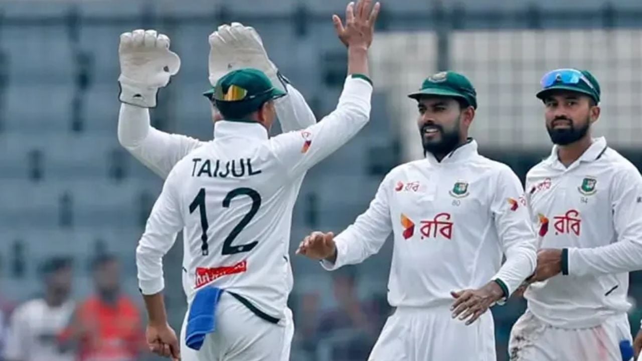 প্রথম সেশনে ২ উইকেট নিলো বাংলাদেশ
