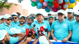 সীমিত আয়ের মানুষের জন্য এক লাখ ফ্ল্যাট নির্মাণ করবে সরকার: গণপূর্ত মন্ত্রী