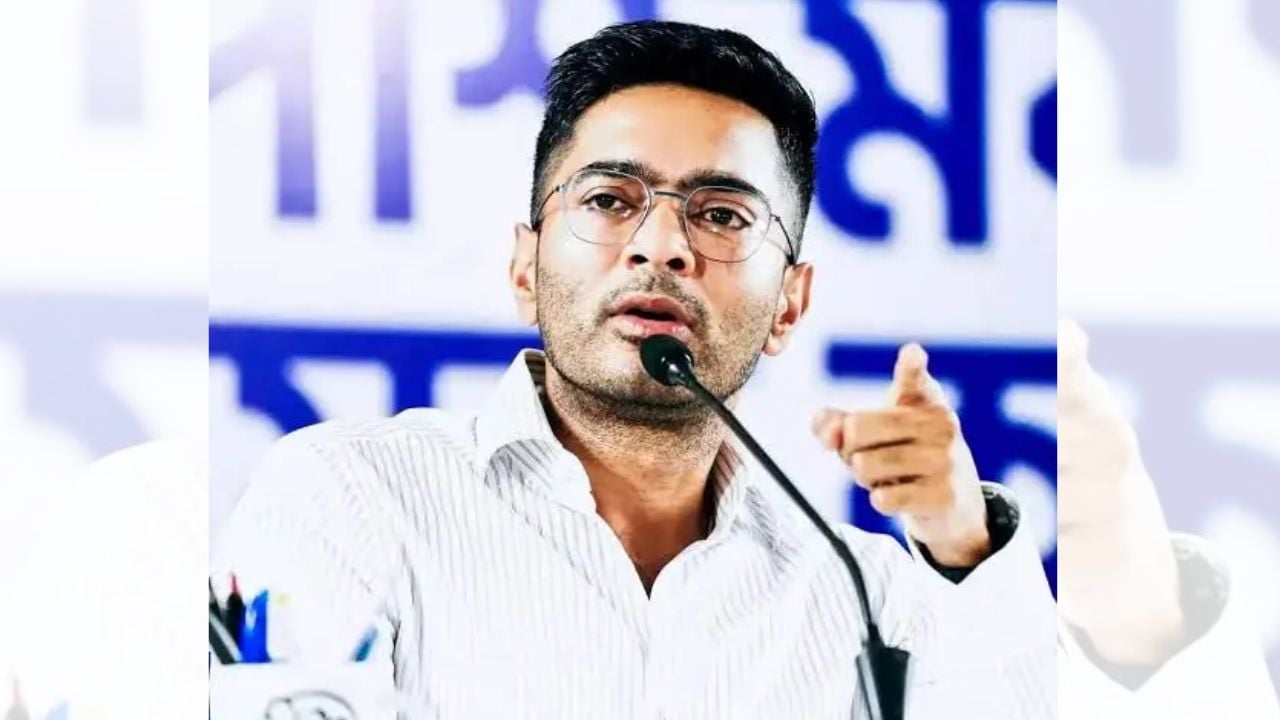 হিটলারের যুগকেও ছাড়িয়ে গেছে, বিক্ষোভ ঘিরে সরকারের কর্মকাণ্ডে অভিষেক ব্যানার্জি