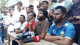 ঢাকা সেন্ট্রাল ইউনিভার্সিটি শিক্ষার্থীদের ৬ দফা দাবি