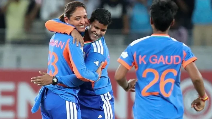 সর্বনিম্ন রানে অলআউট পাকিস্তান, ভারত জিতলো ৭ উইকেটে