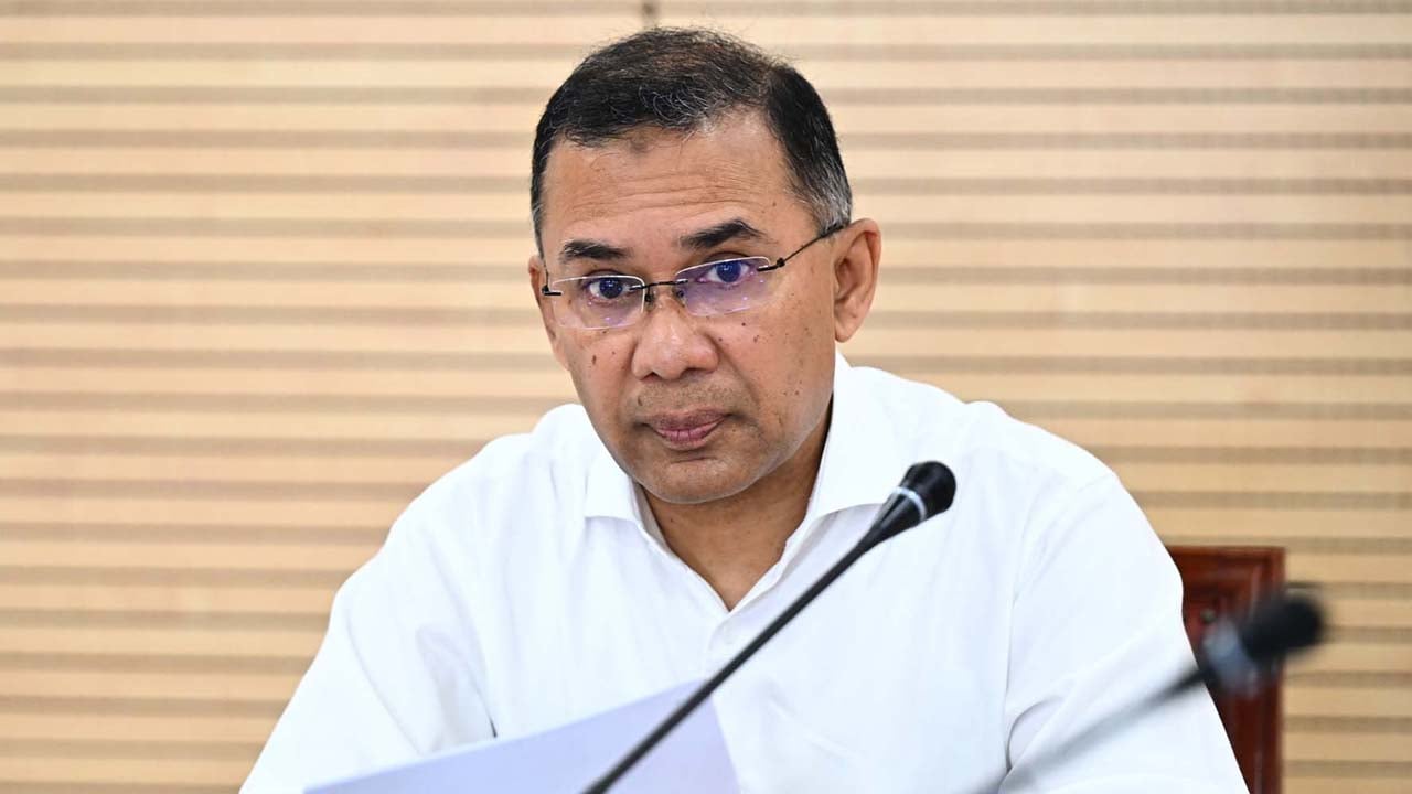 বারবার প্রকল্পের মেয়াদ বাড়ানোয় বিরক্ত প্রধানমন্ত্রী