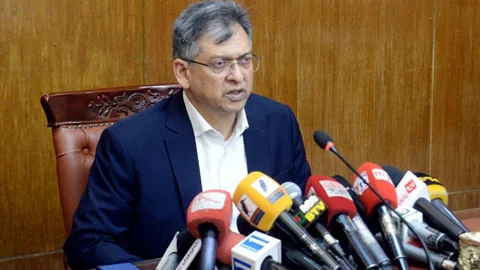 আগুন-ককটেলবাজি আওয়ামী লীগের কাজ,
জড়িতদের গ্রেপ্তার করা হয়েছে: স্বরাষ্ট্রমন্ত্রী