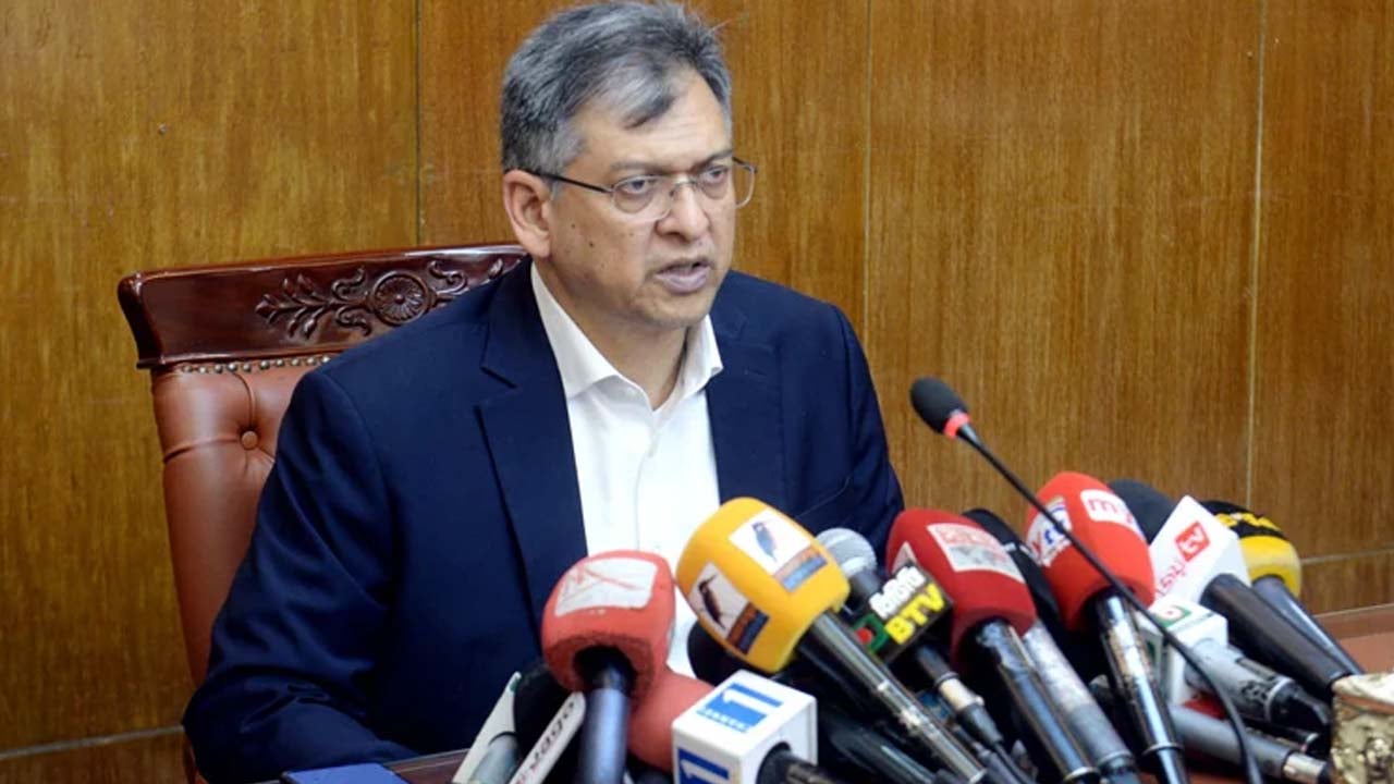 স্বরাষ্ট্রমন্ত্রী সালাহউদ্দিন আহমদ