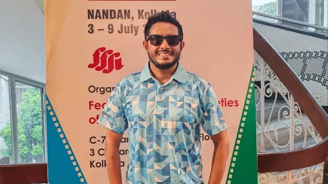 কলকাতার নন্দনে প্রশংসিত জীবন শাহাদাতের ‘সম্পর্ক’