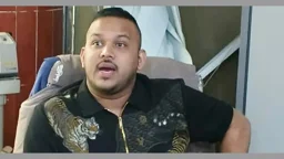 আদালতে হাজিরা শেষে প্রিজনভ্যান থেকে পালাল পিচ্চি রাজা
