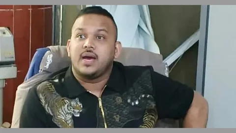 আদালতে হাজিরা শেষে প্রিজনভ্যান থেকে পালাল পিচ্চি রাজা
