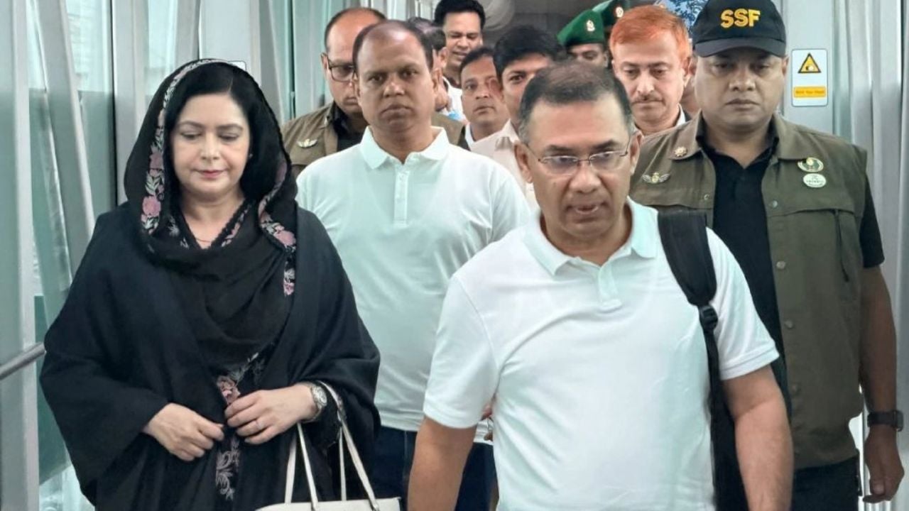 কক্সবাজার পৌঁছেছেন প্রধানমন্ত্রী