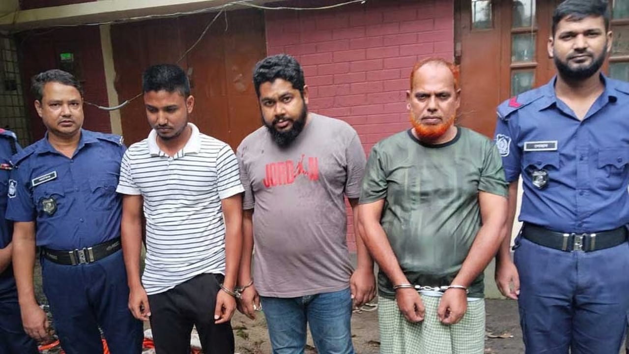 রবীন্দ্র বিশ্ববিদ্যালয়ের ছাত্রীকে হয়রানি ও শ্লীলতাহানির অভিযোগ, গ্রেপ্তার ৩