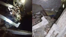 বাড়ির নিচে পুঁতে রাখা ৩০ ককটেল বিস্ফোরণ, ভেঙে পড়লো দেয়াল