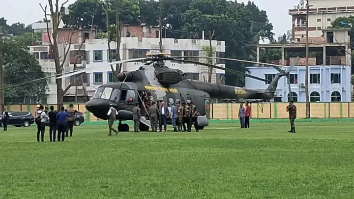 ঠাকুরগাঁও পৌঁছেছেন রাষ্ট্রপতি