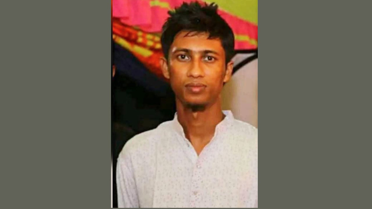 ছাগলনাইয়ায় যুবলীগ নেতার গলাকাটা মরদেহ উদ্ধার