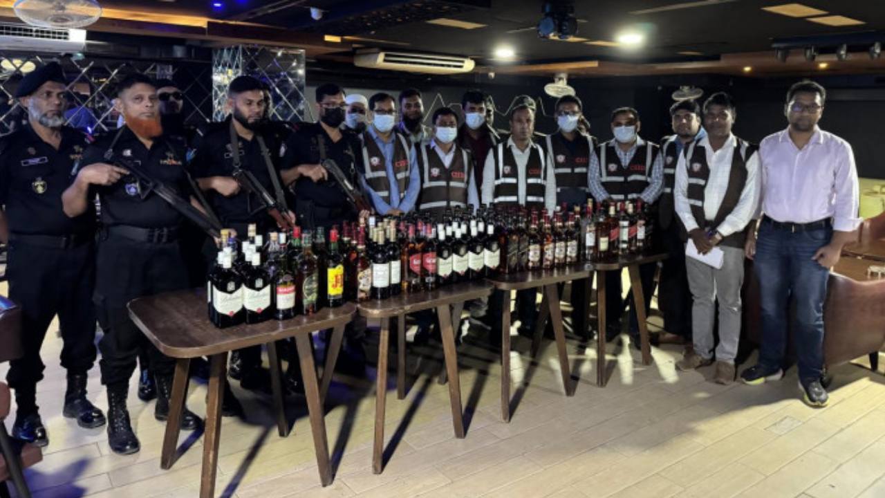 সালমান মুক্তাদিরের শ্বশুরের বারসহ ৪ প্রতিষ্ঠানে এনবিআরের অভিযান