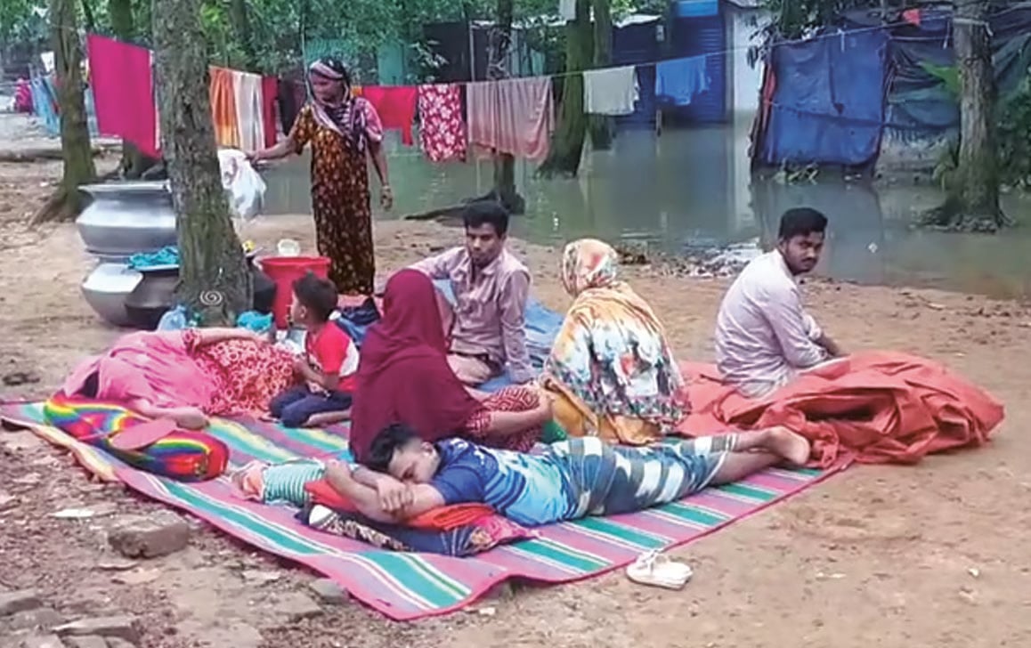 গাজীপুরে পানিবন্দী হাজারো পরিবার