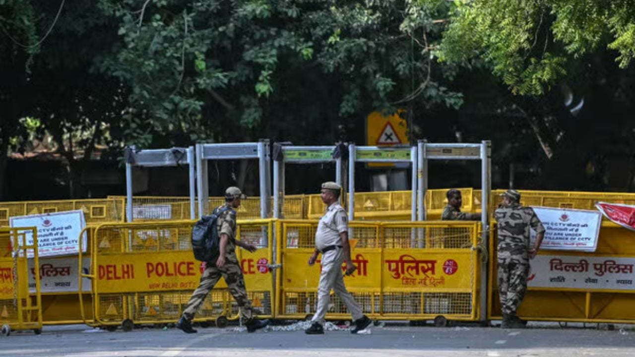 ‘দিল্লি চলো’ আন্দোলন আজ, ভোটার তালিকা নিয়ে ভারতে কেন এত ক্ষোভ