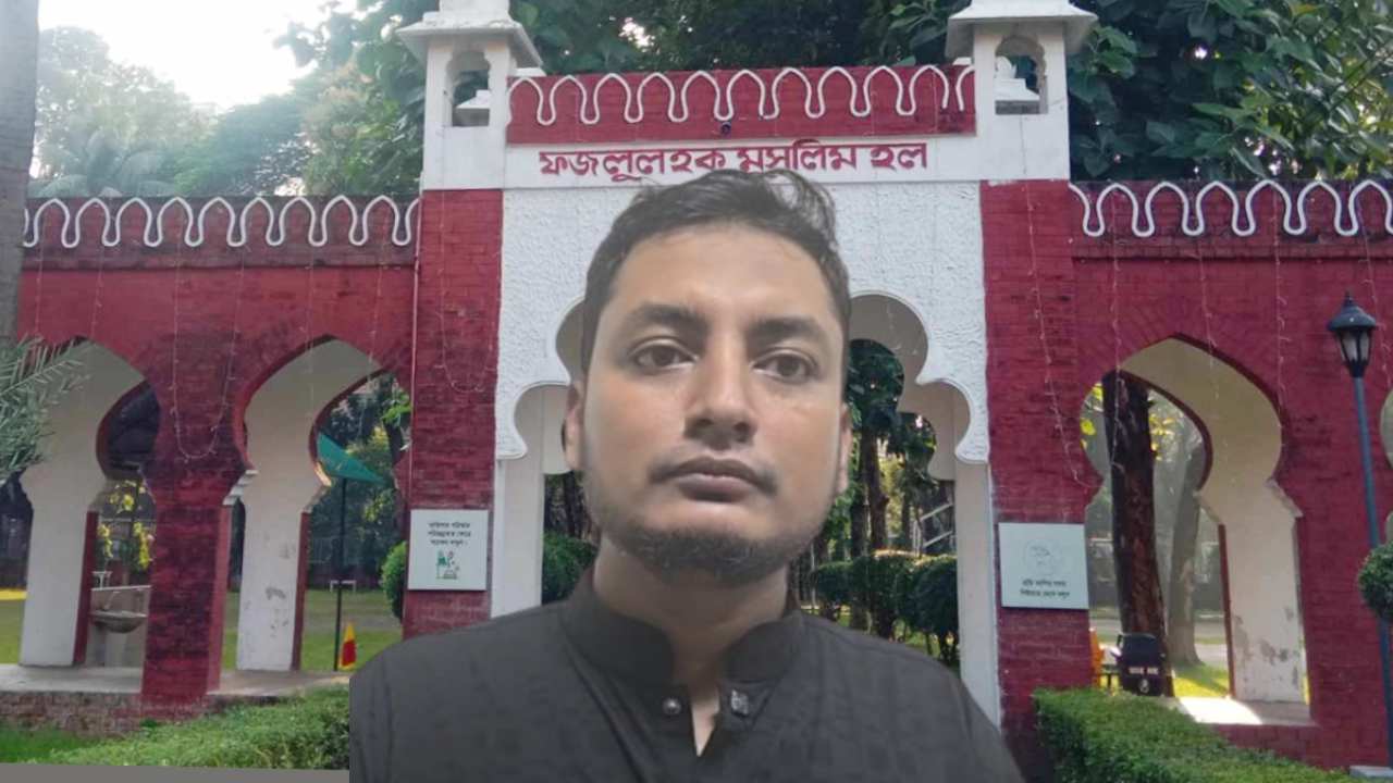 প্রভোস্টের রুমে তালা দেওয়ায় ঢাবির হল সংসদের ভিপিকে শোকজ