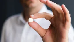 পুরুষদের জন্য আসছে জন্মনিয়ন্ত্রণ পিল
