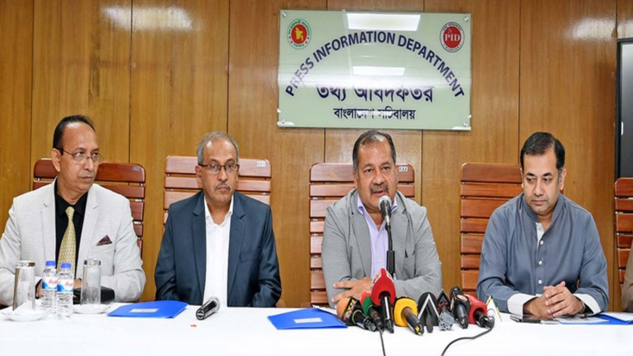 ‘উপাত্ত ছাড়া তথ্য কেবলই ব্যক্তিগত অভিমত’