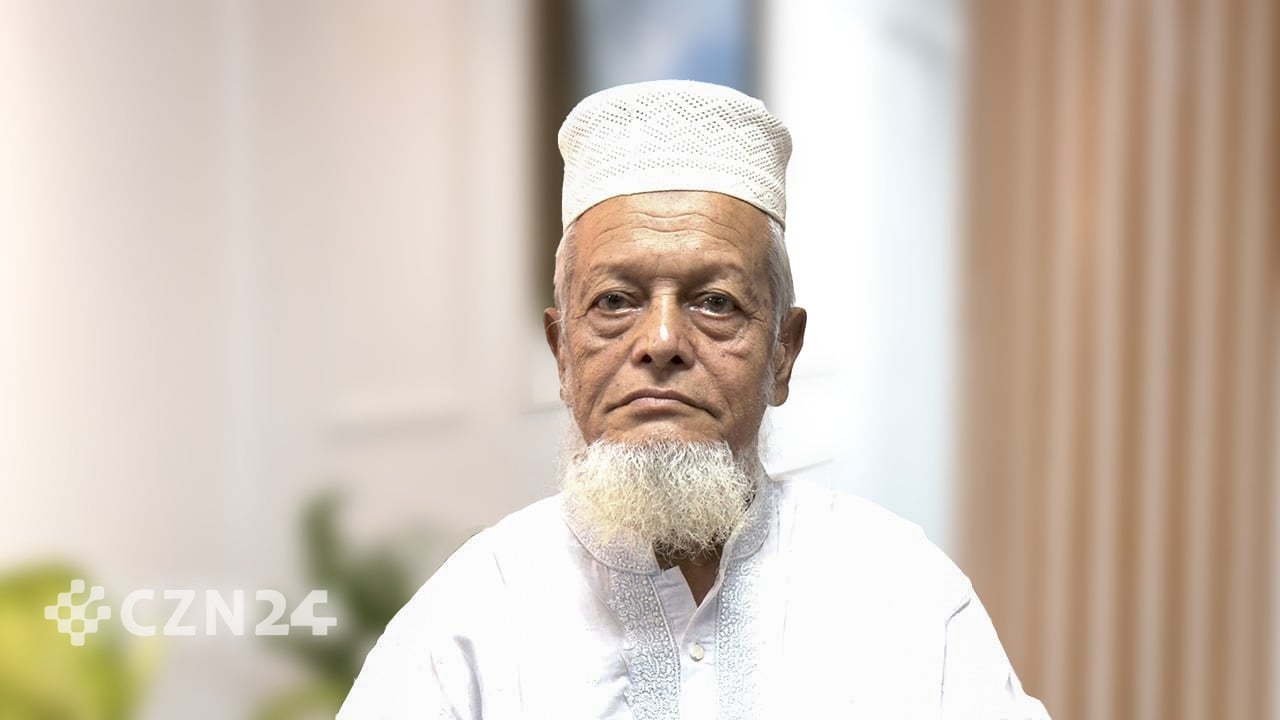 প্রবীণ শিক্ষককে ৭ মামলার ঘা