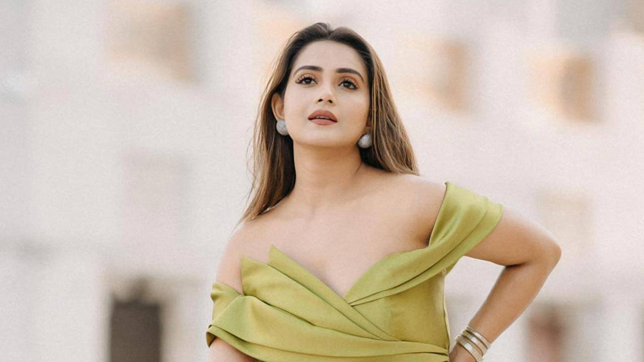 তানজিন তিশার বিরুদ্ধে আবারও মামলা, বাদীকে হুমকির অভিযোগ