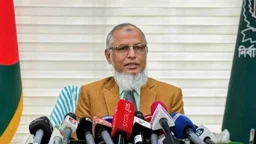 চলতি মাসেই ইউনিয়ন পরিষদ নির্বাচনের তফসিল: ইসি