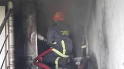 কেরানীগঞ্জে প্লাস্টিকের কারখানায় আগুন, নিহত ১
