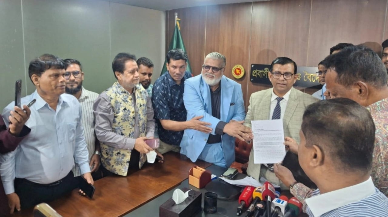 মালয়েশিয়ার শ্রমবাজারে সিন্ডিকেটমুক্ত করার দাবিতে বায়রার স্মারকলিপি