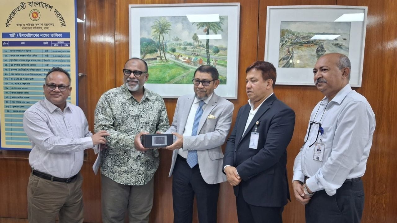 হাম রোগীদের জন্য চিকিৎসা সরঞ্জাম দিলো স্কশিয়া কনসালটেন্টস