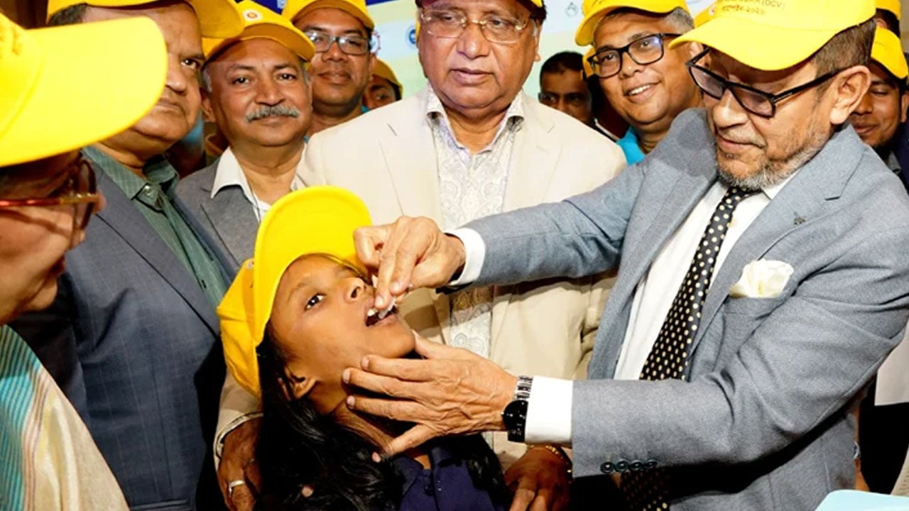 প্রিভেন্টিভ ওরাল কলেরা ভ্যাক্সিনেশন ক্যাম্পেইন উদ্বোধন স্বাস্থ্যমন্ত্রীর