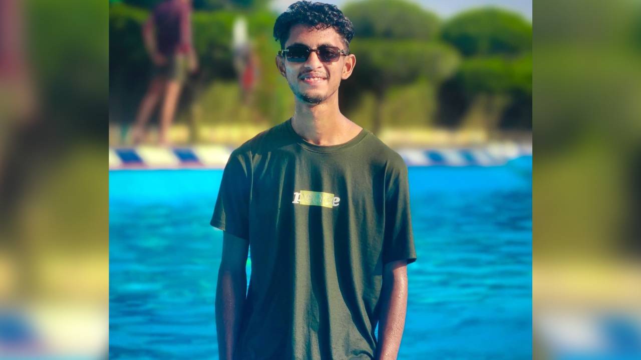 বঙ্গবন্ধুকে নিয়ে বেরোবি ছাত্রদল নেতার আবেগঘন স্ট্যাটাস