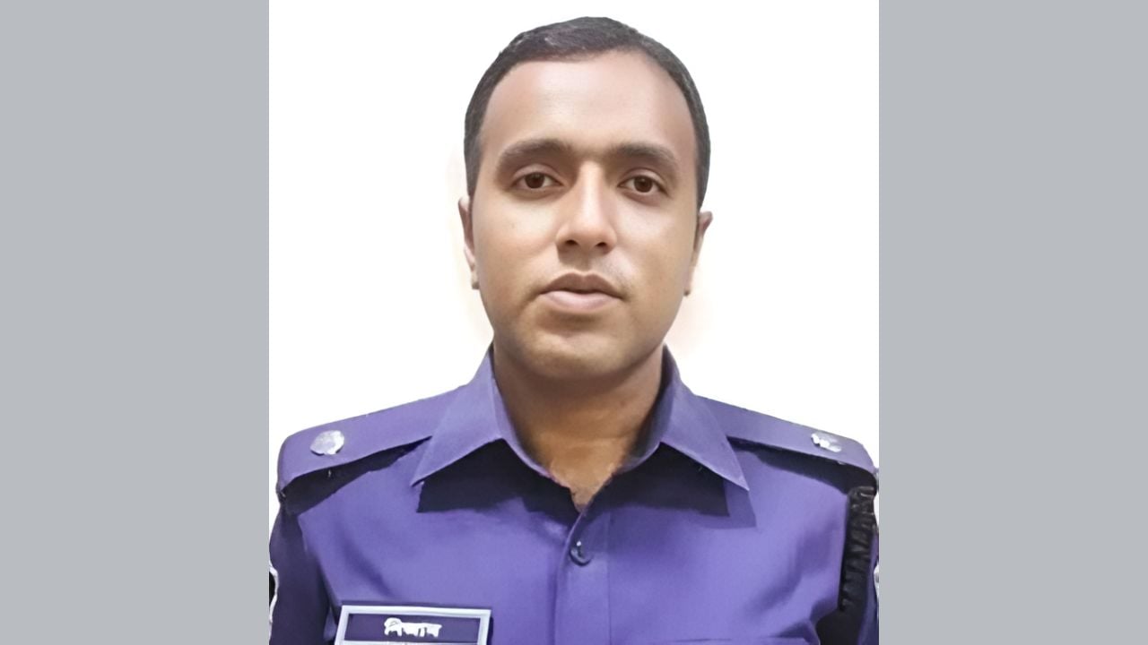 ডোপ টেস্ট পজিটিভ হওয়ায় পুলিশ সুপার বরখাস্ত