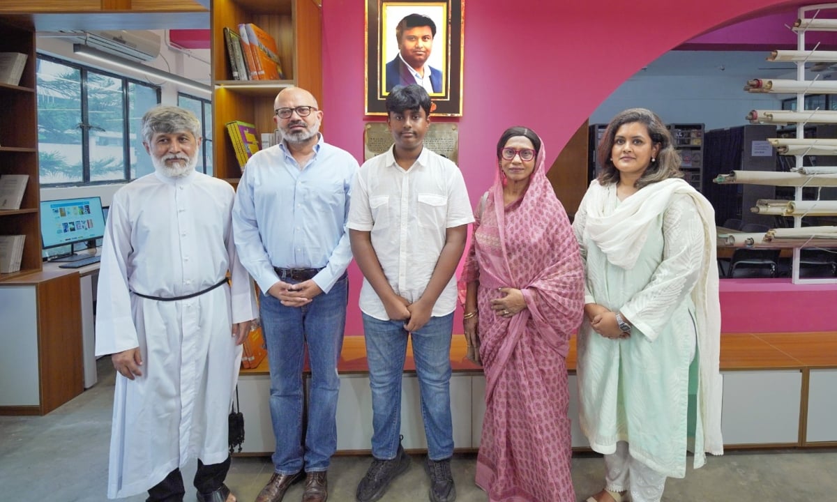 বিকাশের উদ্যোগে আধুনিকায়ন করা হলো সেন্ট যোসেফ স্কুলের লাইব্রেরি