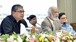 মন্ত্রী বড়, নাকি সংসদ সদস্য—কর্মকর্তাদের প্রশ্ন প্রতিমন্ত্রী শাহে আলমের