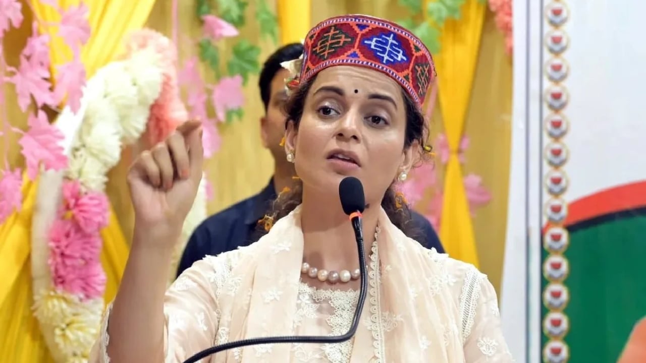 জেন-জিকে ‘আবর্জনার প্রজন্ম’ বলে কটাক্ষ কঙ্গনার 